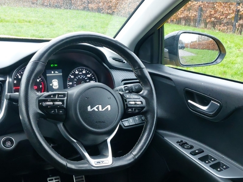 Used Kia Stonic 2023 for sale - 76713492: Photo 11