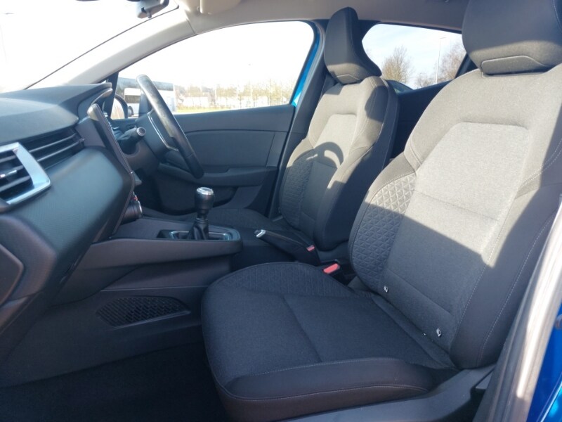 Used Renault Clio 2020 for sale - 77964274: Photo 5