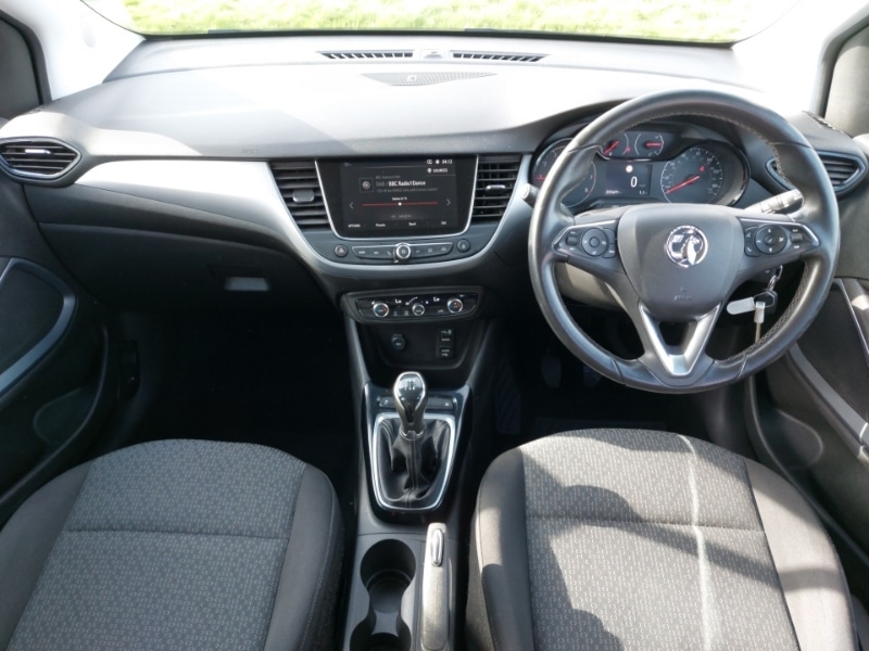 Used Vauxhall Crossland X 2018 for sale - 77939153: Photo 2