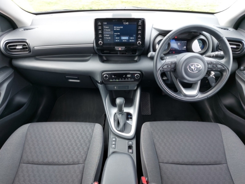 Used Toyota Yaris 2023 for sale - 78079656: Photo 2