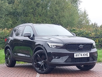 Used Volvo XC40 2025 for sale - 76145250: Photo