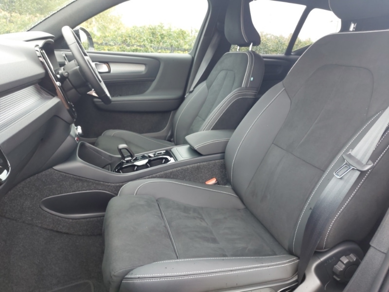 Used Volvo XC40 2025 for sale - 76145250: Photo 5