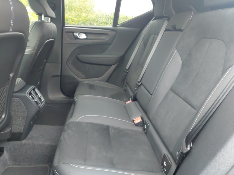 Used Volvo XC40 2025 for sale - 76145250: Photo 6