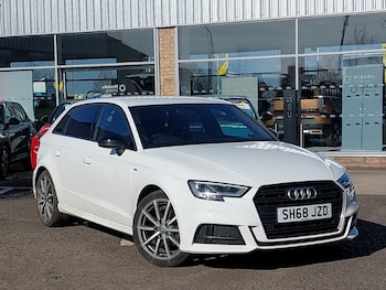 Used Audi A3 2018 for sale - 77988004: Photo
