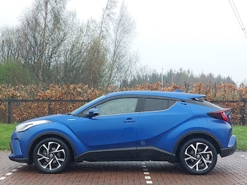 Used Toyota C-HR 2020 for sale - 78147289: Photo