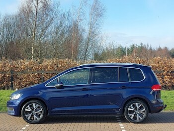 Used Volkswagen Touran 2021 for sale - 77816612: Photo