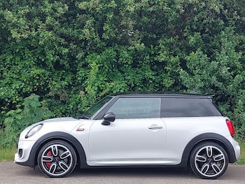 Used MINI Hatch 2019 for sale - 78803712: Photo