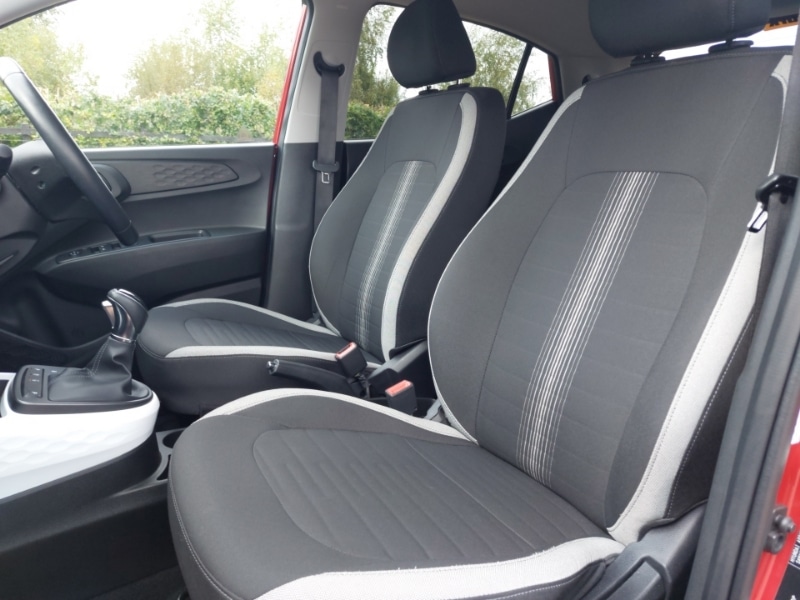 Used Hyundai i10 2023 for sale - 76055548: Photo 5