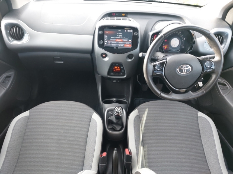 Used Toyota AYGO 2019 for sale - 76683782: Photo 2