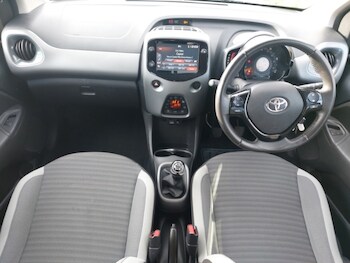 Used Toyota AYGO 2019 for sale - 76683782: Photo