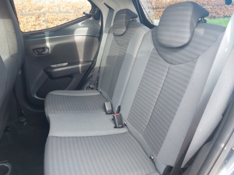 Used Toyota AYGO 2019 for sale - 76683782: Photo 6