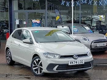 Used Volkswagen Polo 2024 for sale - 78803729: Photo
