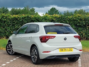 Used Volkswagen Polo 2024 for sale - 78803729: Photo