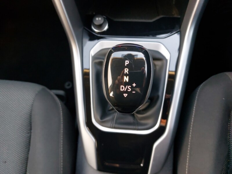 Used Volkswagen T-Roc 2023 for sale - 76860576: Photo 18