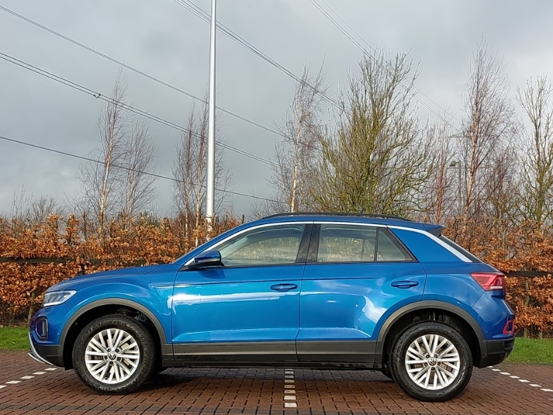 Used Volkswagen T-Roc 2023 for sale - 76860576: Photo 4