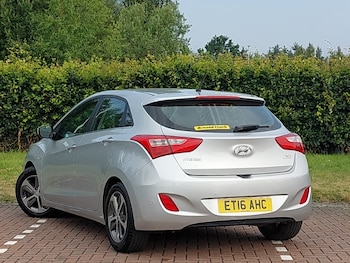 Used Hyundai i30 2016 for sale - 79223857: Photo