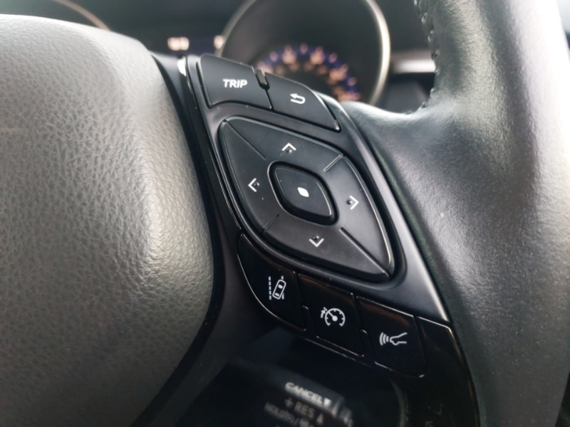 Used Toyota C-HR 2022 for sale - 76800264: Photo 12