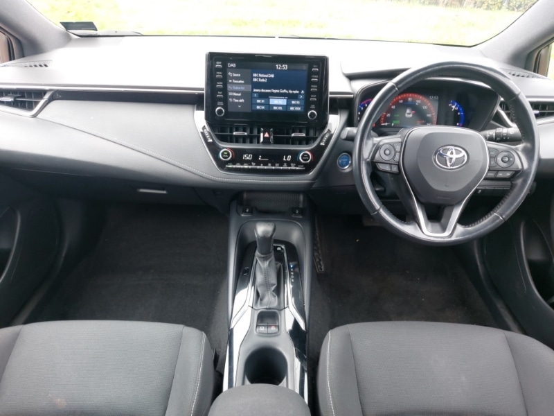 Used Toyota Corolla 2021 for sale - 76335536: Photo 2