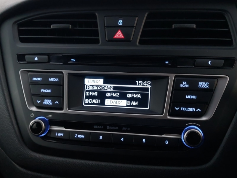 Used Hyundai i20 2017 for sale - 77008674: Photo 15