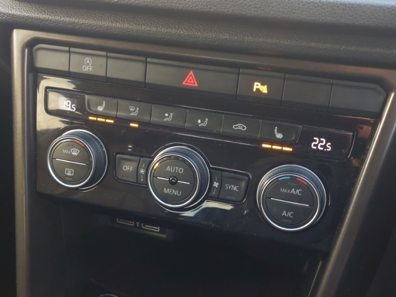 Used Volkswagen T-Roc 2019 for sale - 77105632: Photo 14