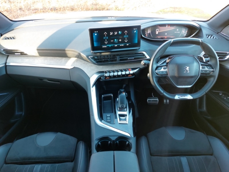 Used Peugeot 3008 2022 for sale - 77047147: Photo 2