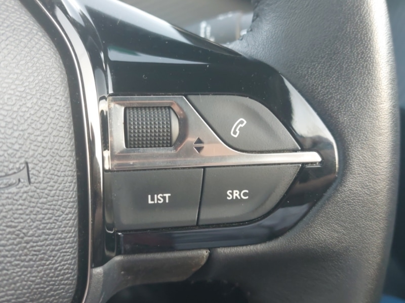 Used Peugeot 2008 2023 for sale - 76498219: Photo 19