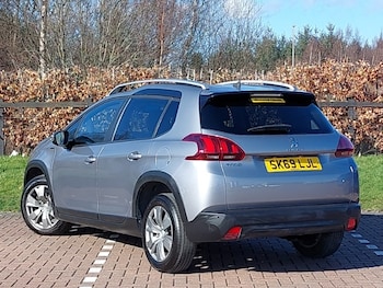 Used Peugeot 2008 2019 for sale - 77777377: Photo