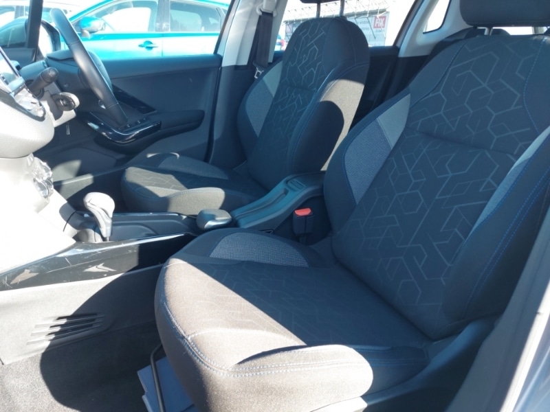 Used Peugeot 2008 2019 for sale - 77777377: Photo 5