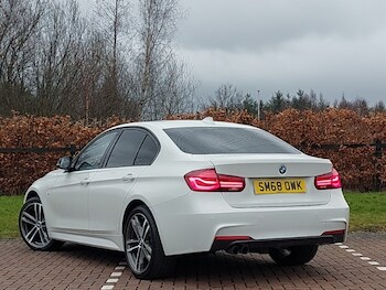 Used BMW 3 Series 2018 for sale - 77690095: Photo