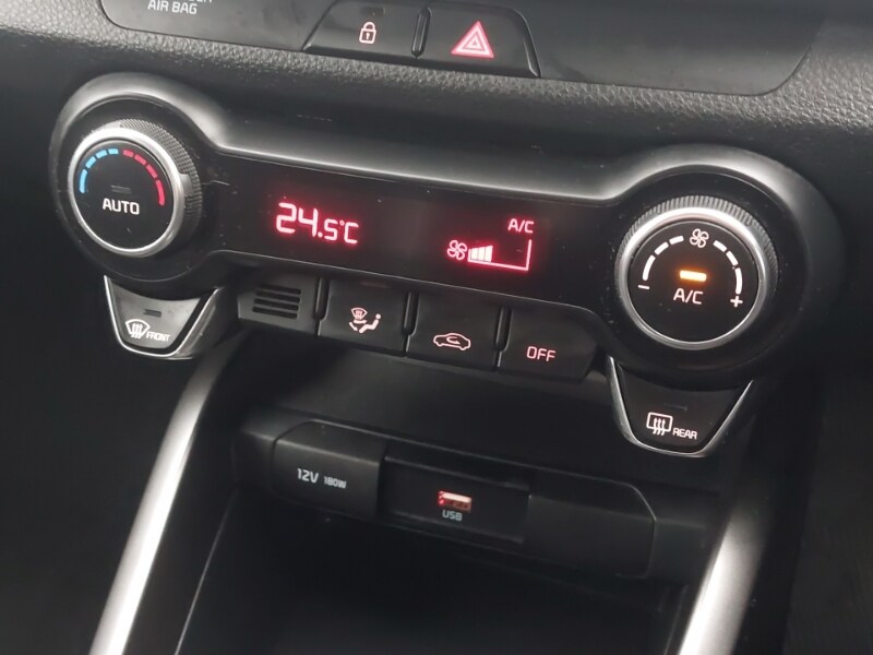 Used Kia Stonic 2023 for sale - 77573341: Photo 14