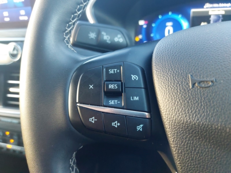 Used Ford Kuga 2022 for sale - 76579381: Photo 13