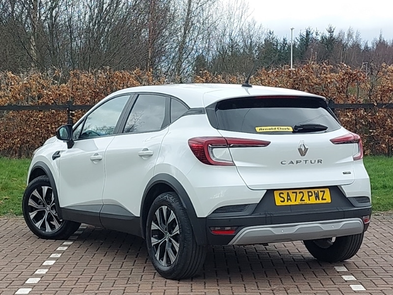 Used Renault Captur 2023 for sale - 78140188: Photo 3