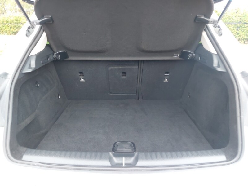 Used Mercedes-Benz GLA 2019 for sale - 76699785: Photo 8