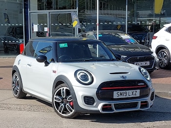 Used MINI Hatch 2019 for sale - 78698034: Photo
