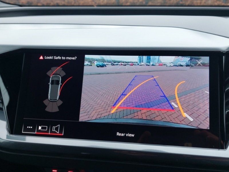 Used Audi Q4 e-tron 2024 for sale - 77418844: Photo 15