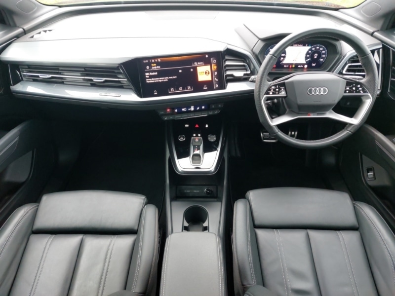 Used Audi Q4 e-tron 2024 for sale - 77418844: Photo 2