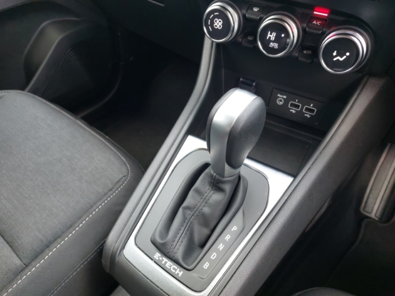 Used Renault Captur 2023 for sale - 77644385: Photo 19