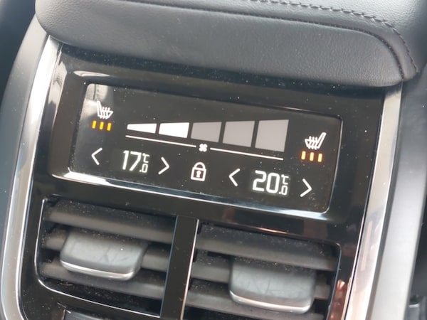 Used Volvo XC60 2024 for sale - 75628940: Photo 17