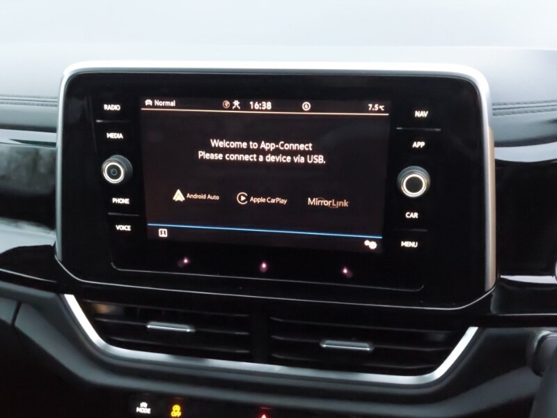 Used Volkswagen T-Roc 2022 for sale - 76822382: Photo 19