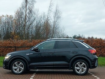 Used Volkswagen T-Roc 2022 for sale - 76822382: Photo