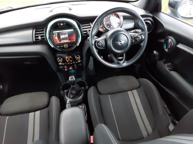 Used MINI Hatch 2019 for sale - 77467103: Photo 10