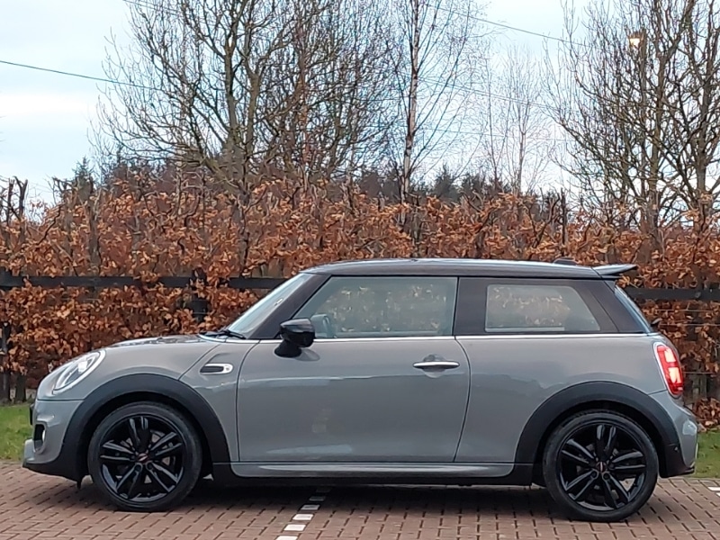 Used MINI Hatch 2019 for sale - 77467103: Photo 4