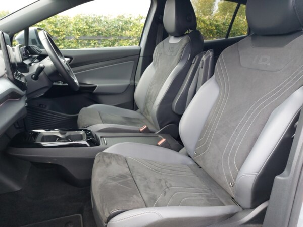 Used Volkswagen ID.5 2022 for sale - 76213230: Photo 5