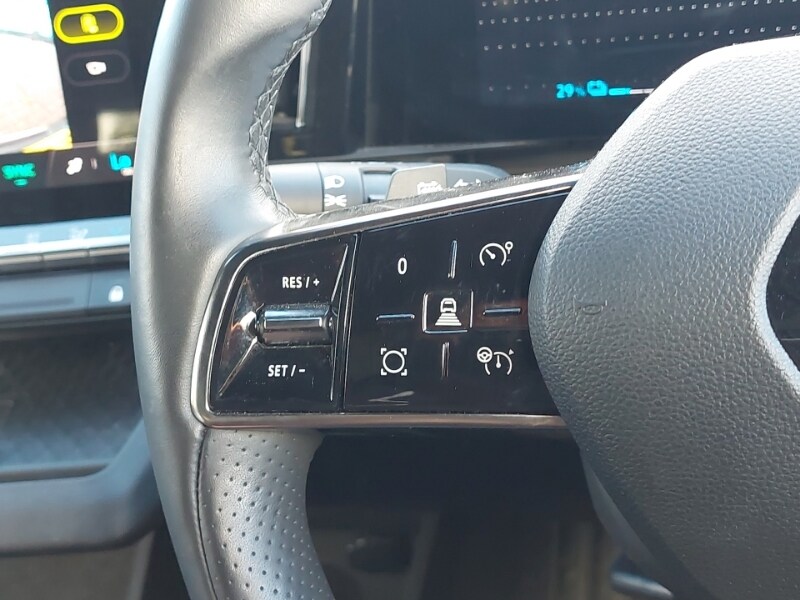 Used Renault Megane E Tech 2023 for sale - 76238476: Photo 14