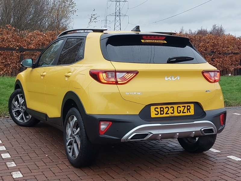 Used Kia Stonic 2023 for sale - 76924924: Photo 3