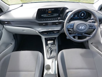 Used Hyundai BAYON 2024 for sale - 79382969: Photo