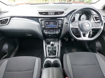 Used Nissan Qashqai 2018 for sale - 79440336: Photo
