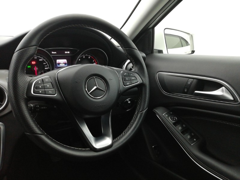 Used Mercedes-Benz GLA 2018 for sale - 77939157: Photo 11