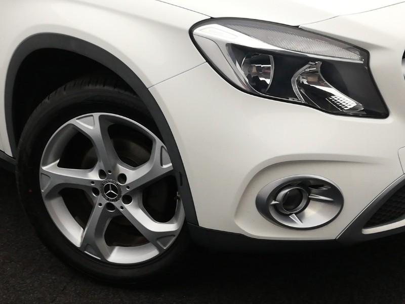 Used Mercedes-Benz GLA 2018 for sale - 77939157: Photo 9