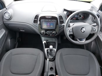 Used Renault Captur 2018 for sale - 78203294: Photo